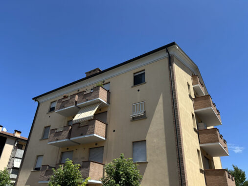 TRILOCALE CON AMPIO BALCONE E GARAGE