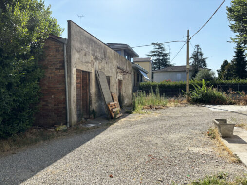 CASA INDIPENDENTE DA RISTRUTTURARE