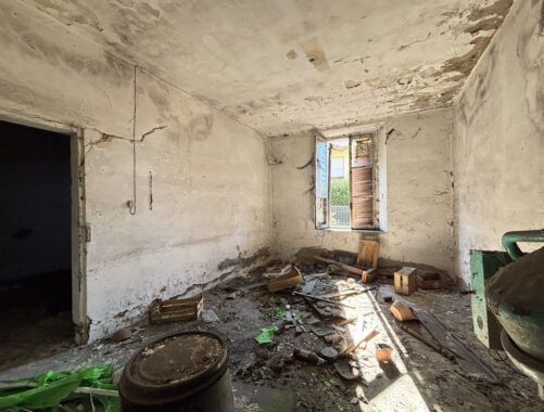 CASA INDIPENDENTE DA RISTRUTTURARE