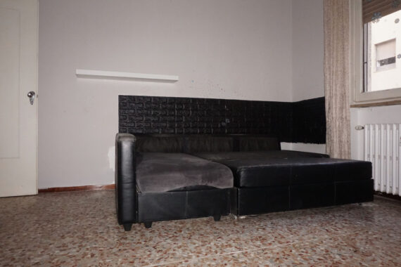 AMPIO BILOCALE DA RISTRUTTURARE