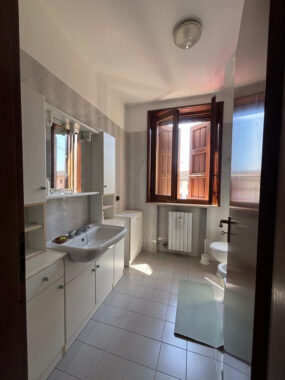 CAMERE PRIVATE IN CONTESTO CONDIVISO SOLO AFFITTI TRANSITORI