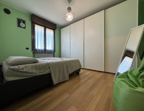 TRILOCALE CON AMPIO BALCONE E GARAGE