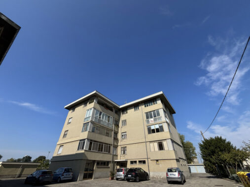 TRILOCALE ALLE PORTE DI PARMA CON LOGGIA E GARAGE