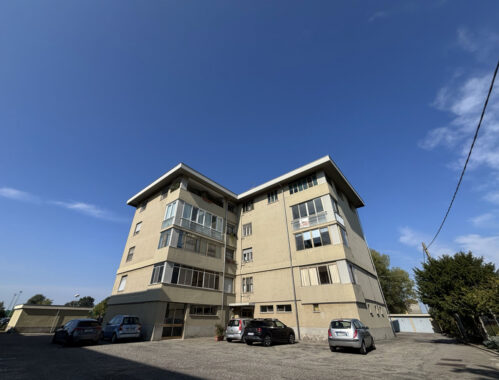 TRILOCALE ALLE PORTE DI PARMA CON LOGGIA E GARAGE