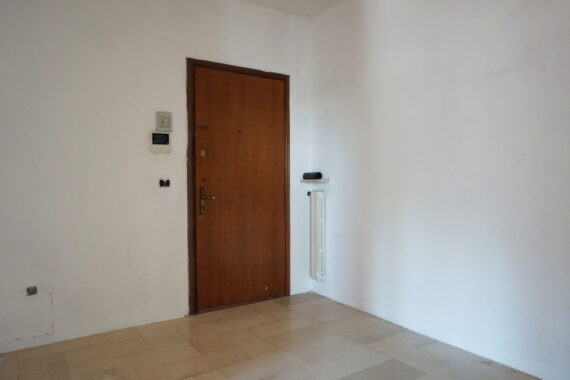 TRILOCALE ALLE PORTE DI PARMA CON LOGGIA E GARAGE