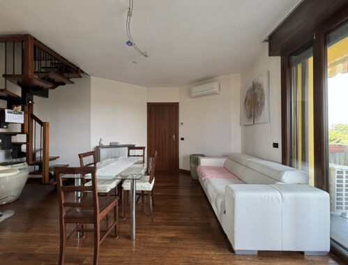 DUPLEX MODERNO ED ELEGANTE