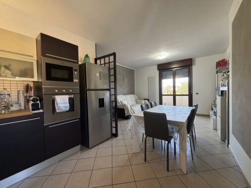 TRILOCALE CON GIARDINO PRIVATO