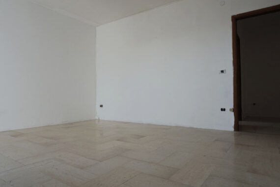 TRILOCALE ALLE PORTE DI PARMA CON LOGGIA E GARAGE