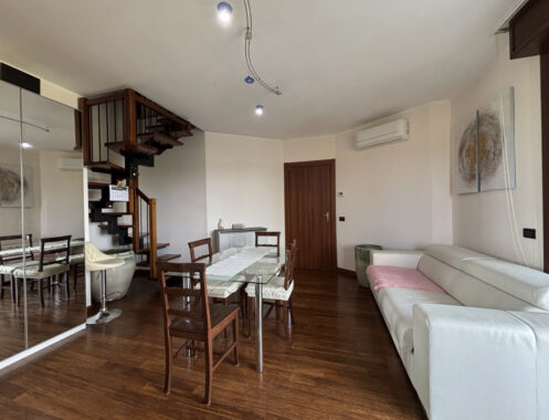 DUPLEX MODERNO ED ELEGANTE