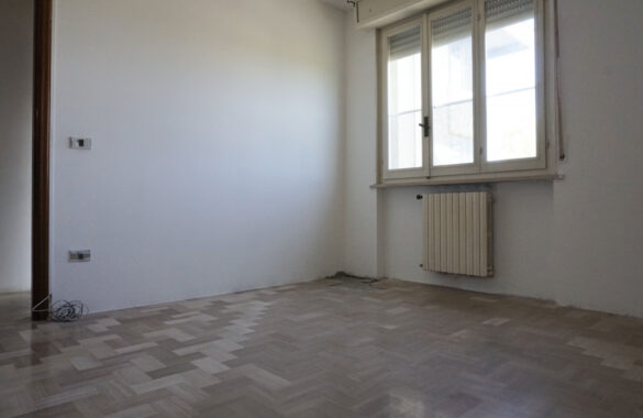 TRILOCALE ALLE PORTE DI PARMA CON LOGGIA E GARAGE