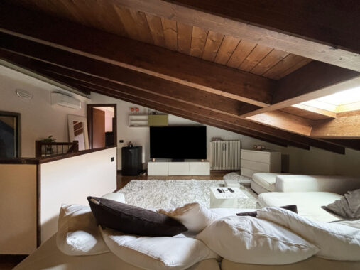 DUPLEX MODERNO ED ELEGANTE