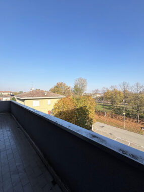 QUADRILOCALE SPAZIOSO IN CENTRO PAESE