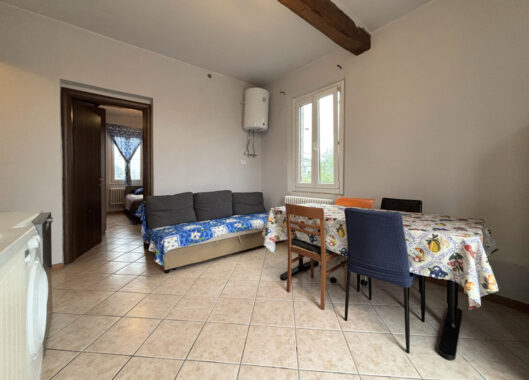 BILOCALE RISTRUTTURATO SENZA SPESE CONDOMINIALI