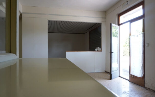 NEGOZIO – MAGAZZINO – LABORATORIO COLTARO DI SISSA