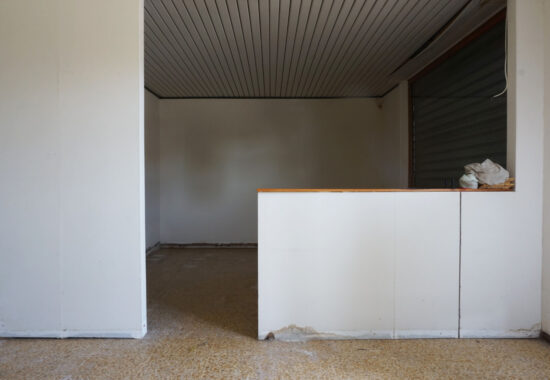 NEGOZIO – MAGAZZINO – LABORATORIO COLTARO DI SISSA