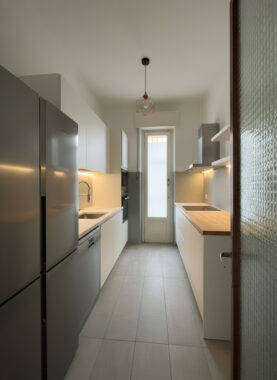 AMPIO QUADRILOCALE DA RESTRUTTURARE