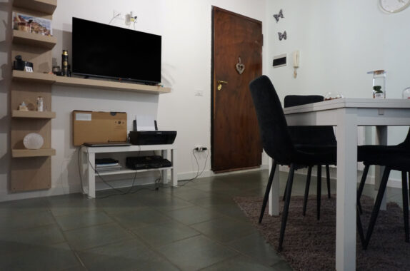 TRILOCALE ACCOGLIENTE SU DUE LIVELLI