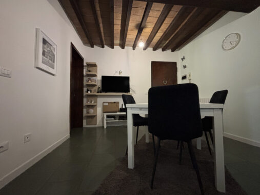 TRILOCALE ACCOGLIENTE SU DUE LIVELLI