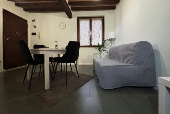 TRILOCALE ACCOGLIENTE SU DUE LIVELLI