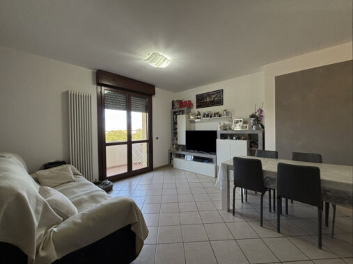 TRILOCALE CON GIARDINO PRIVATO