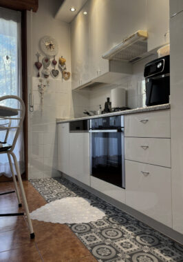 TRILOCALE RISTRUTTURATO CON TERRAZZO