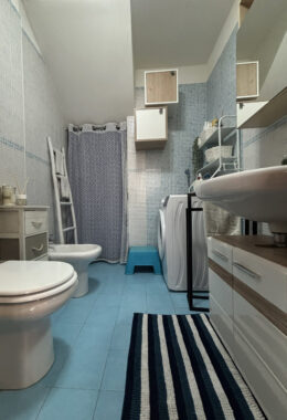 TRILOCALE ELEGANTE CON GIARDINO PRIVATO