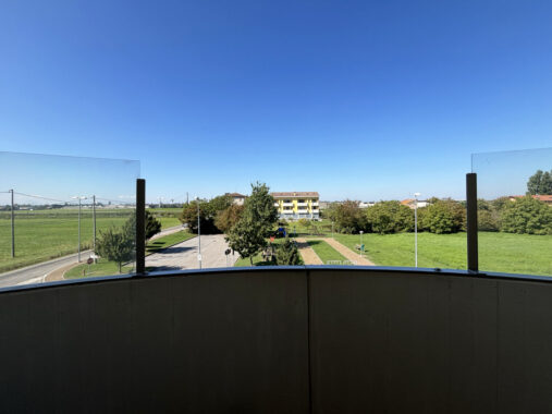 TRILOCALE CON GIARDINO PRIVATO