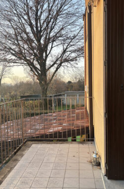 TRILOCALE ELEGANTE CON GIARDINO PRIVATO