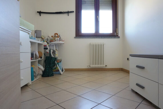 TRILOCALE CON GIARDINO PRIVATO