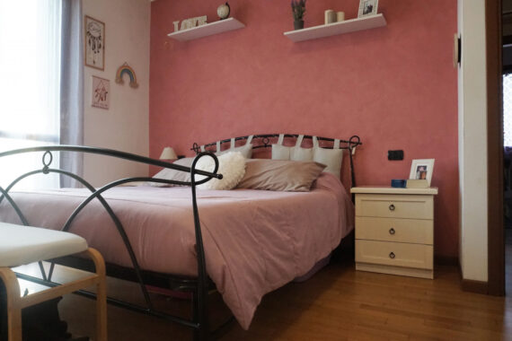 TRILOCALE ELEGANTE CON GIARDINO PRIVATO