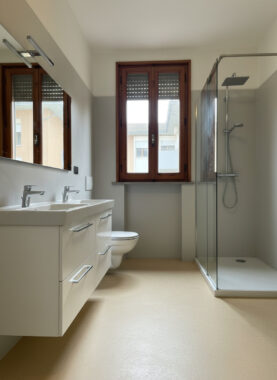 TRILOCALE RISTRUTTURATO CON TERRAZZO