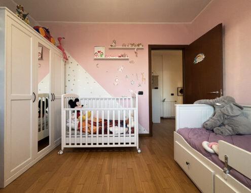 TRILOCALE ELEGANTE CON GIARDINO PRIVATO