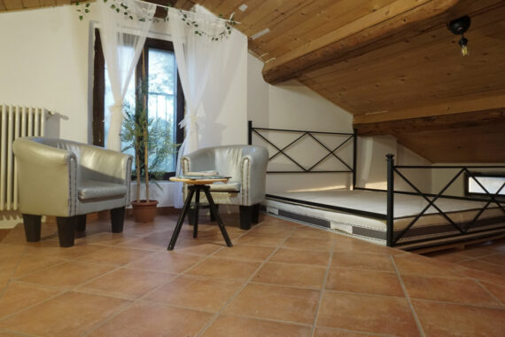 TRILOCALE ACCOGLIENTE SU DUE LIVELLI