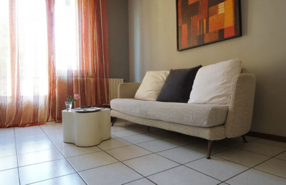 TRILOCALE LUMINOSO CON GIARDINO CONDOMINILALE