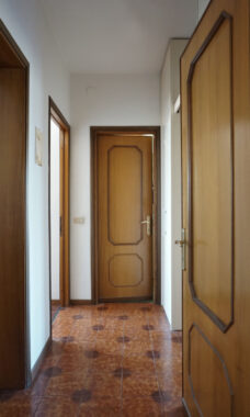 QUADRILOCALE SPAZIOSO IN CENTRO PAESE