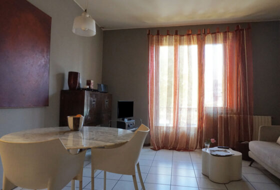 TRILOCALE LUMINOSO CON GIARDINO CONDOMINILALE