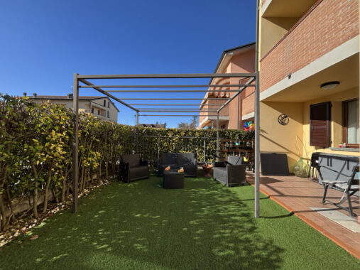 SPLENDIDA MAISONETTE CON GIARDINO