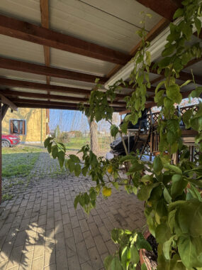 BIFAMILIARE RISTRUTTURATA CON AMPIO PARCO