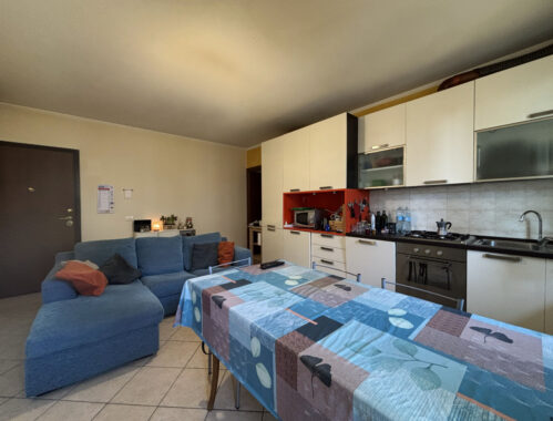 TRILOCALE MODERNO IN PICCOLA PALAZZINA