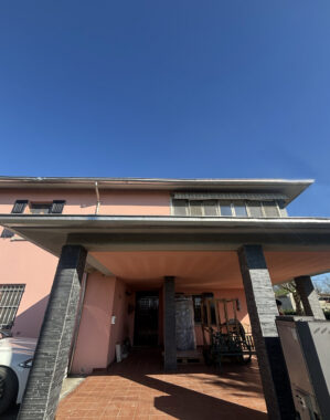 VILLA INDIPENDENTE CON PARCO