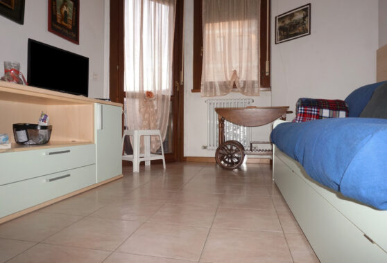 MONOLOCALE MODERNO OTTIMO INVESTIMENTO