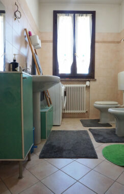 TRILOCALE MODERNO IN PICCOLA PALAZZINA