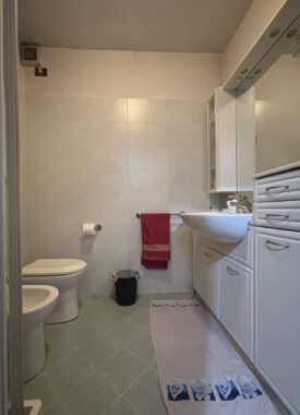 VILLA INDIPENDENTE CON PARCO