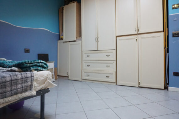 BIFAMILIARE RISTRUTTURATA CON AMPIO PARCO