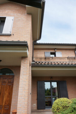 VILLA INDIPENDENTE CON GIARDINO