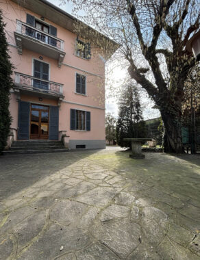 VILLA TRIFAMILIARE STORICA