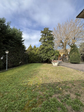 VILLA TRIFAMILIARE STORICA