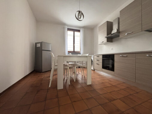 TRILOCALE NEL CUORE DEL CENTRO STORICO DI COLORNO