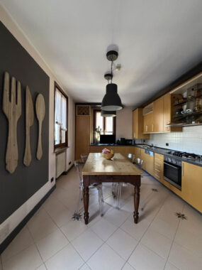 QUADRILOCALE IN TRIFAMILIARE RISTRUTTURATO