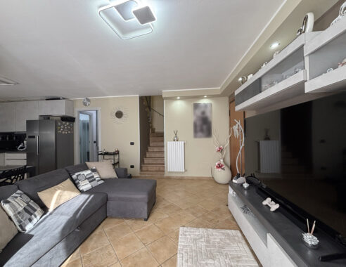 SPLENDIDA MAISONETTE CON GIARDINO